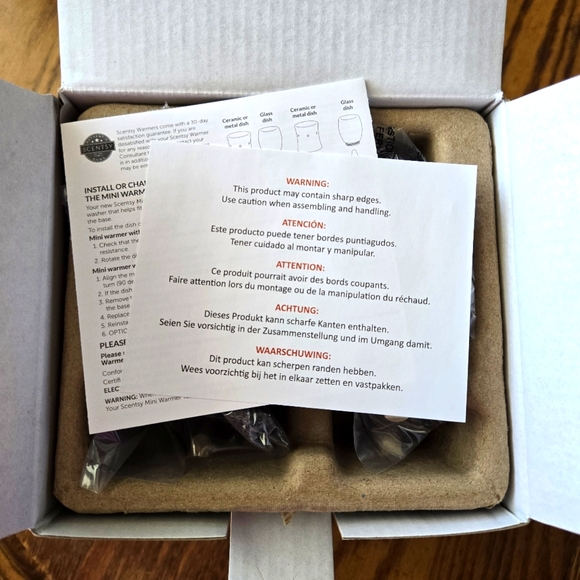 👀50% OFF🎅💀♨️👃🔌NWT‼️Scentsy " Santa Jack Skellington" Mini Warmer w/ Wax Bar - Picture 11 of 16